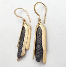 Load image into Gallery viewer, Blue Corn Earrings