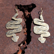 Load image into Gallery viewer, Rattlesnake Earrings