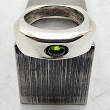 Load image into Gallery viewer, Silver Peridot Anillo