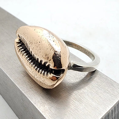 Cowrie Anillo