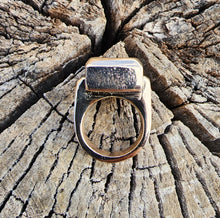 Load image into Gallery viewer, Charoite Bronze Ring